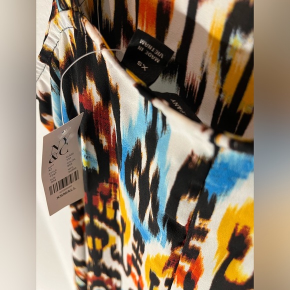 NY&Co Tops/ dress 3/$18 - Picture 6 of 6